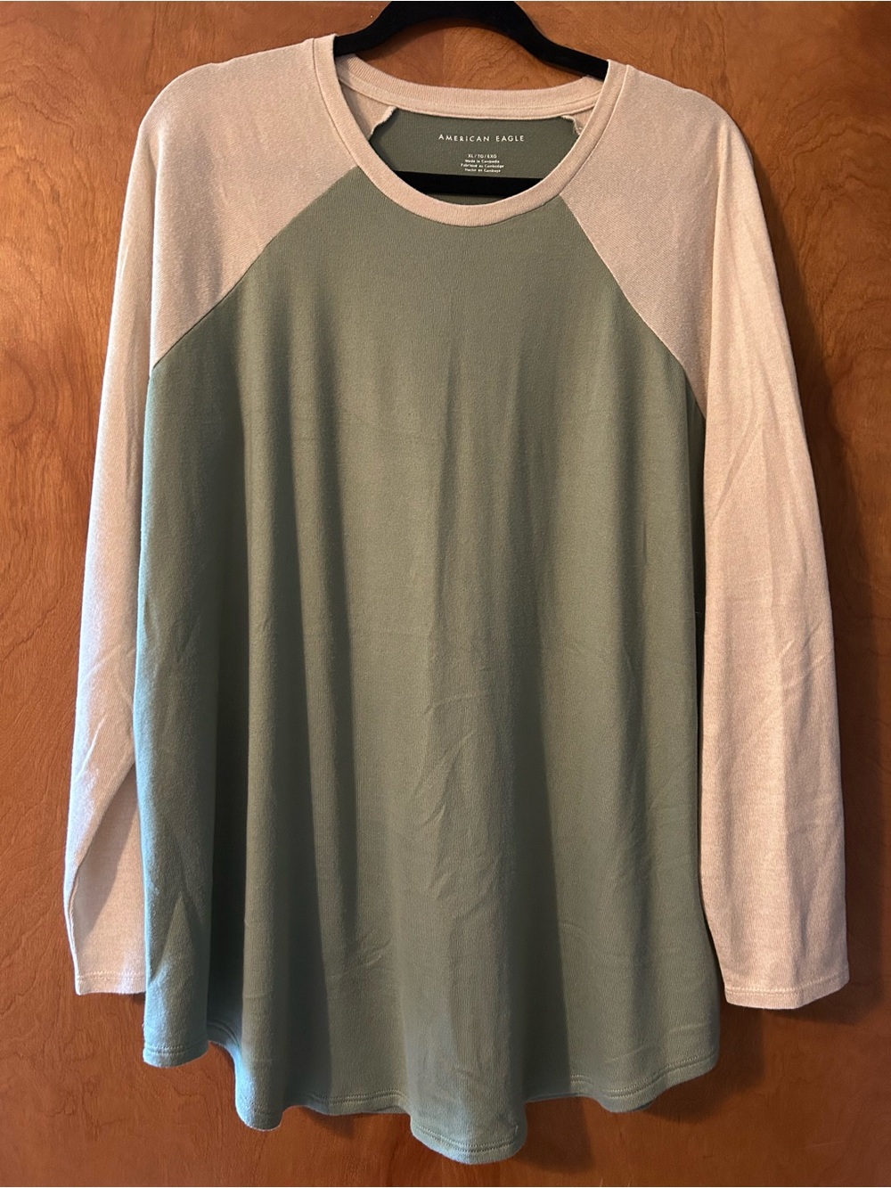 American Eagle Women’s Top XL